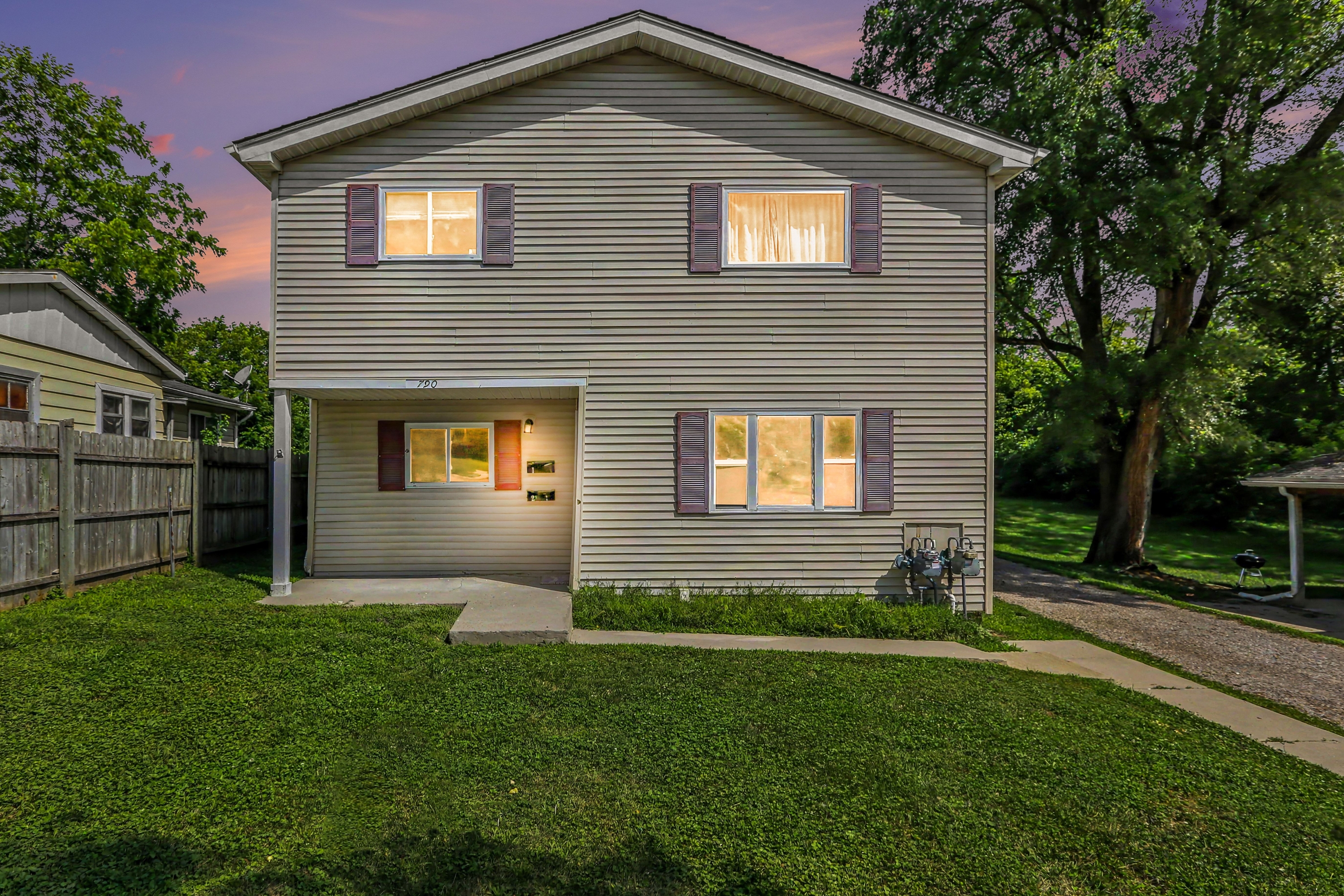 790 Harriet Street - 1